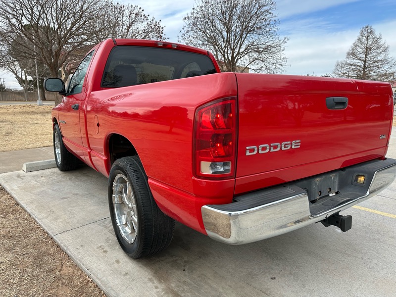 Dodge Ram 1500 2dr Reg Cab 120.5 SLT 2004