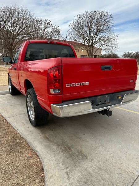 Dodge Ram 1500 2dr Reg Cab 120.5 SLT 2004