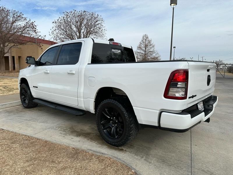 RAM 1500 Big Horn/Lone Star 4x2 Crew Cab 5'7" Box 2022