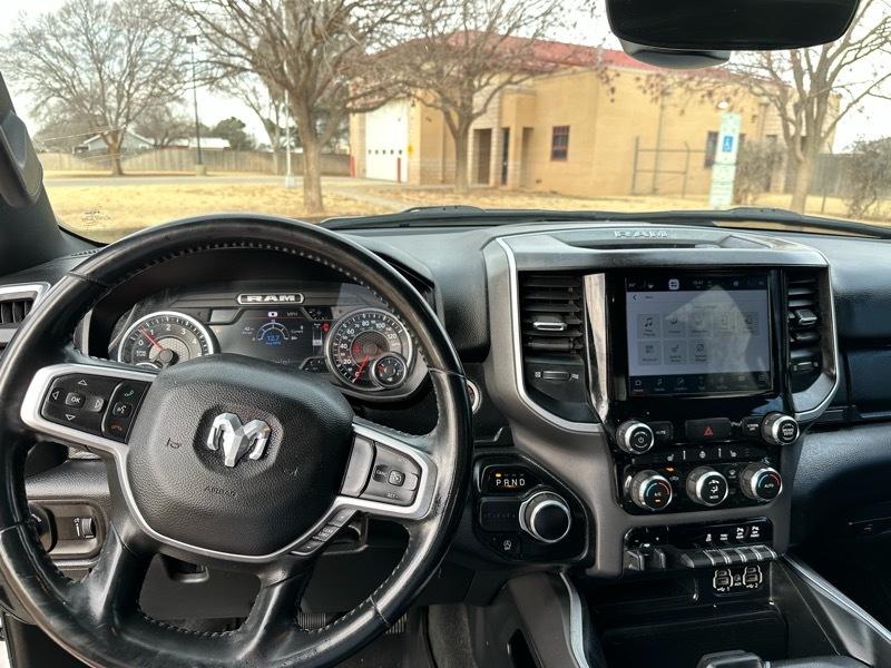 RAM 1500 Big Horn/Lone Star 4x2 Crew Cab 5'7" Box 2022