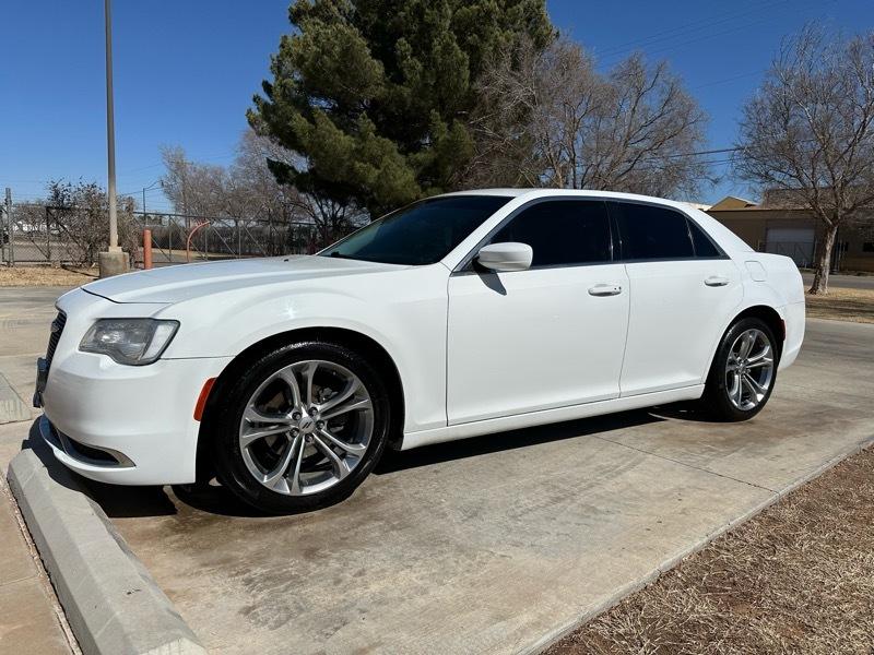 Chrysler 300 Limited RWD 2017