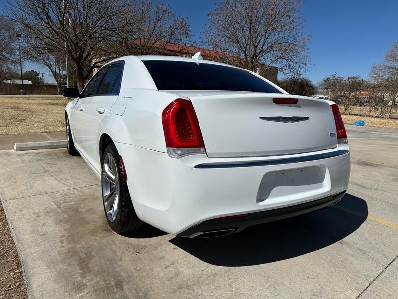 Chrysler 300 Limited RWD 2017