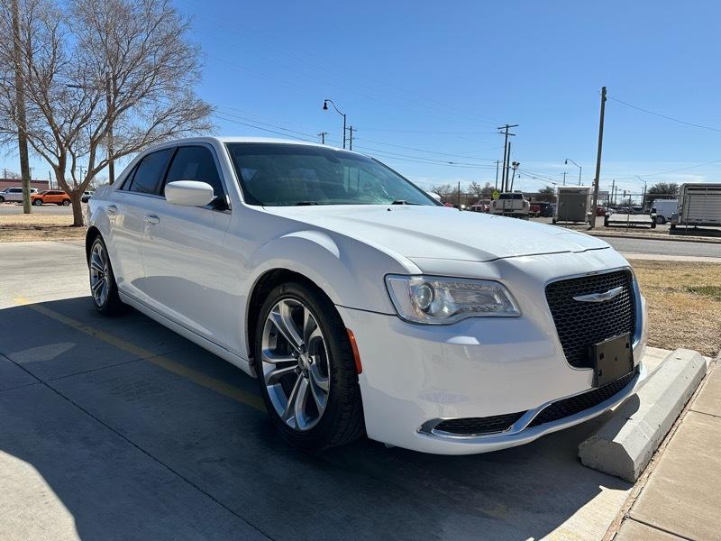 Chrysler 300 Limited RWD 2017