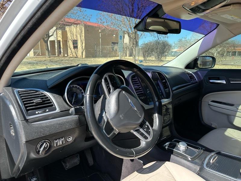 Chrysler 300 Limited RWD 2017