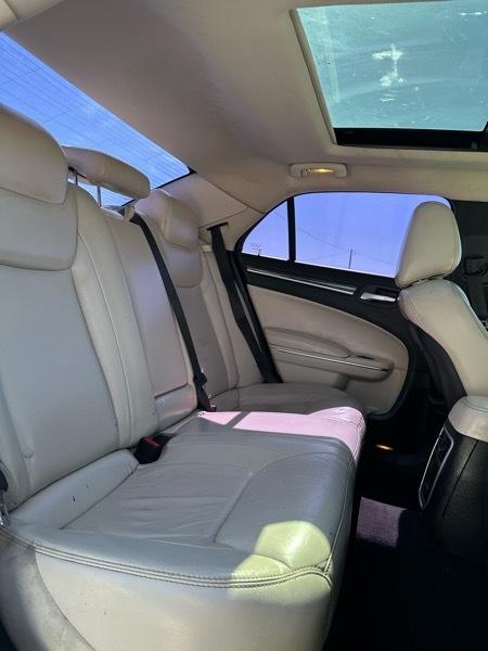 Chrysler 300 Limited RWD 2017