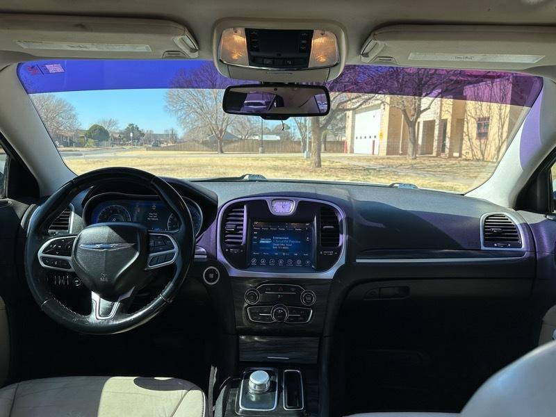 Chrysler 300 Limited RWD 2017