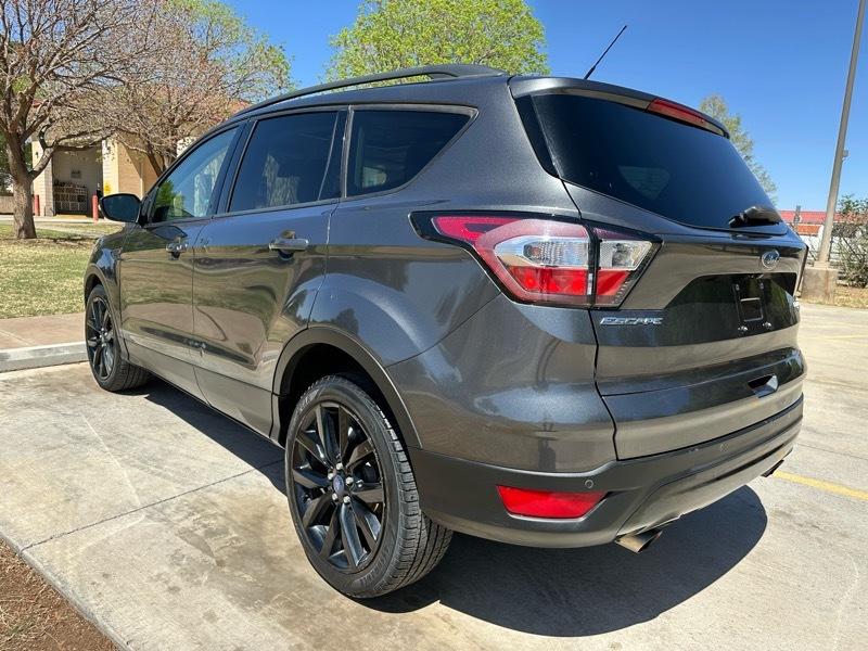 Ford Escape Titanium FWD 2017