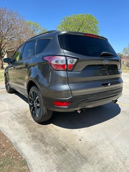 Ford Escape Titanium FWD 2017