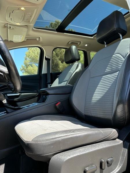 Ford Escape Titanium FWD 2017