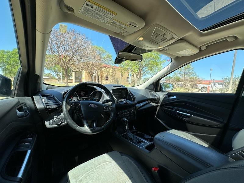 Ford Escape Titanium FWD 2017