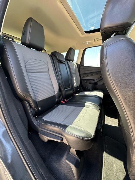 Ford Escape Titanium FWD 2017