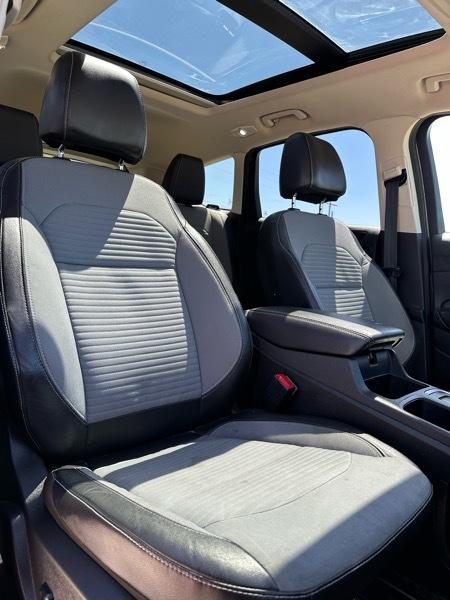 Ford Escape Titanium FWD 2017