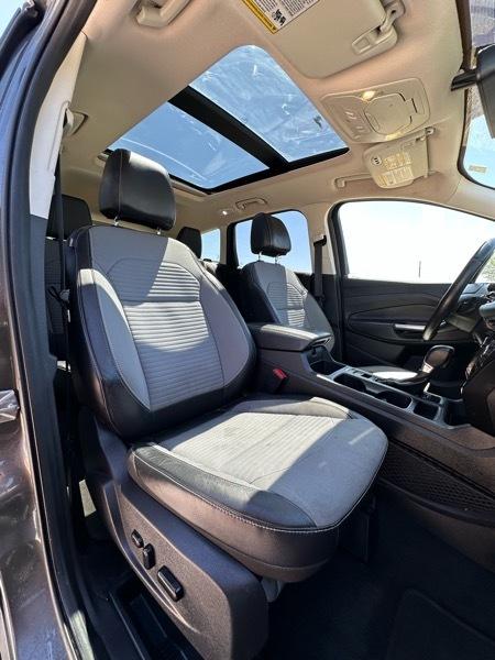 Ford Escape Titanium FWD 2017