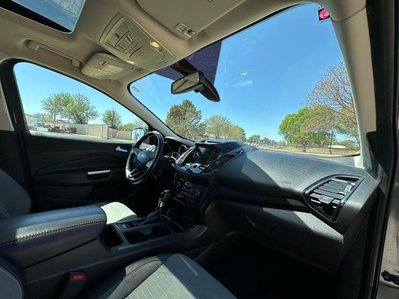 Ford Escape Titanium FWD 2017