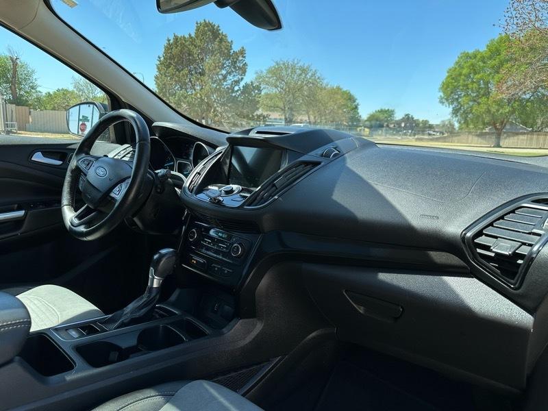 Ford Escape Titanium FWD 2017