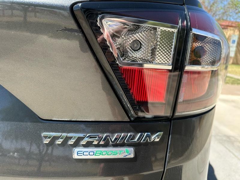 Ford Escape Titanium FWD 2017