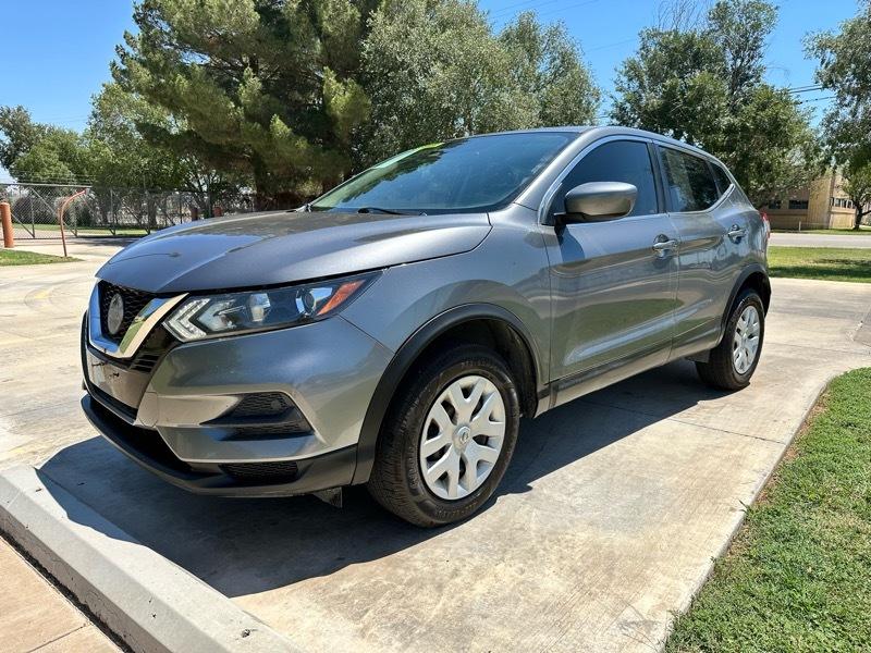Nissan Rogue Sport S 2020