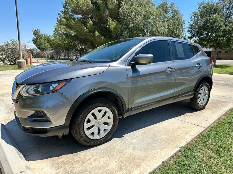 Nissan Rogue Sport S 2020
