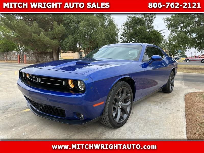 2018 Dodge Challenger SXT Plus's photo
