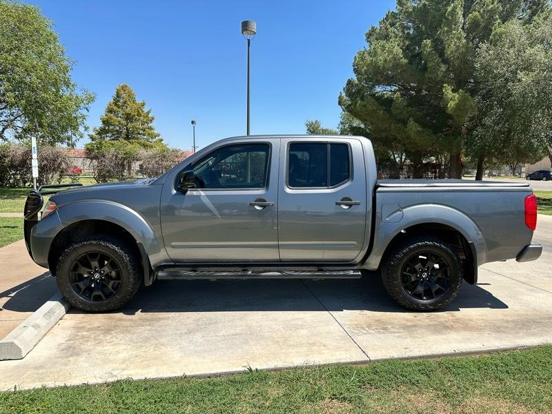 Nissan Frontier SV Crew Cab 4X4 V6 2019