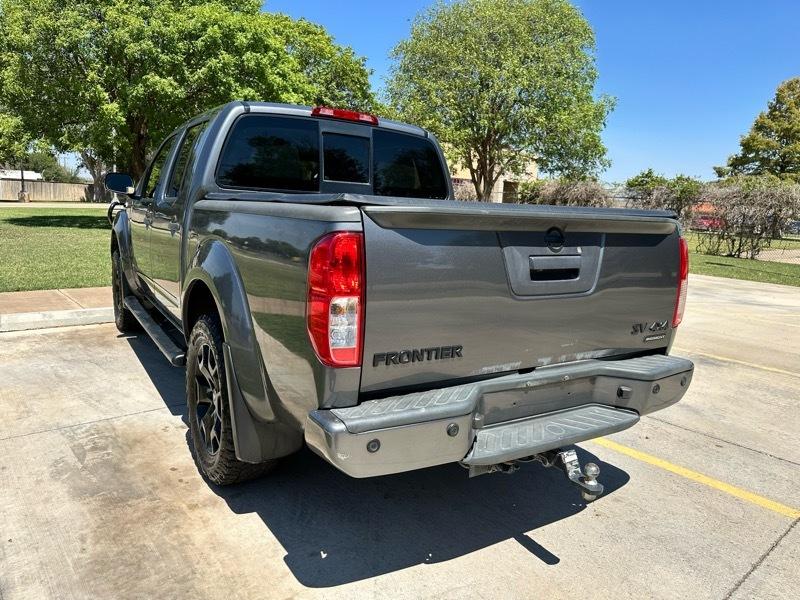 Nissan Frontier SV Crew Cab 4X4 V6 2019