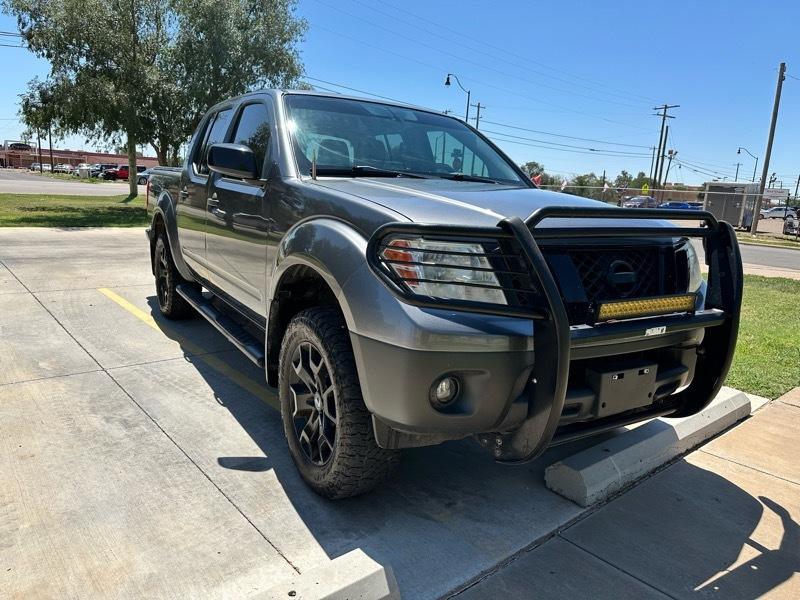 Nissan Frontier SV Crew Cab 4X4 V6 2019