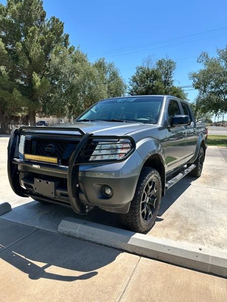 Nissan Frontier SV Crew Cab 4X4 V6 2019