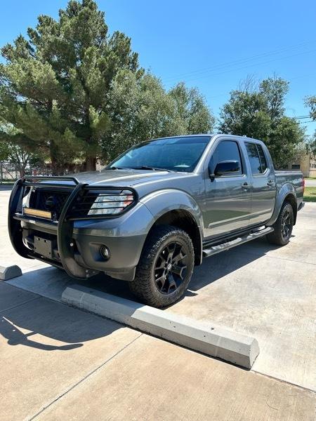 Nissan Frontier SV Crew Cab 4X4 V6 2019
