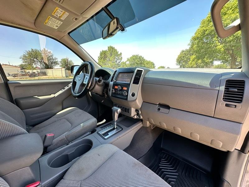 Nissan Frontier SV Crew Cab 4X4 V6 2019