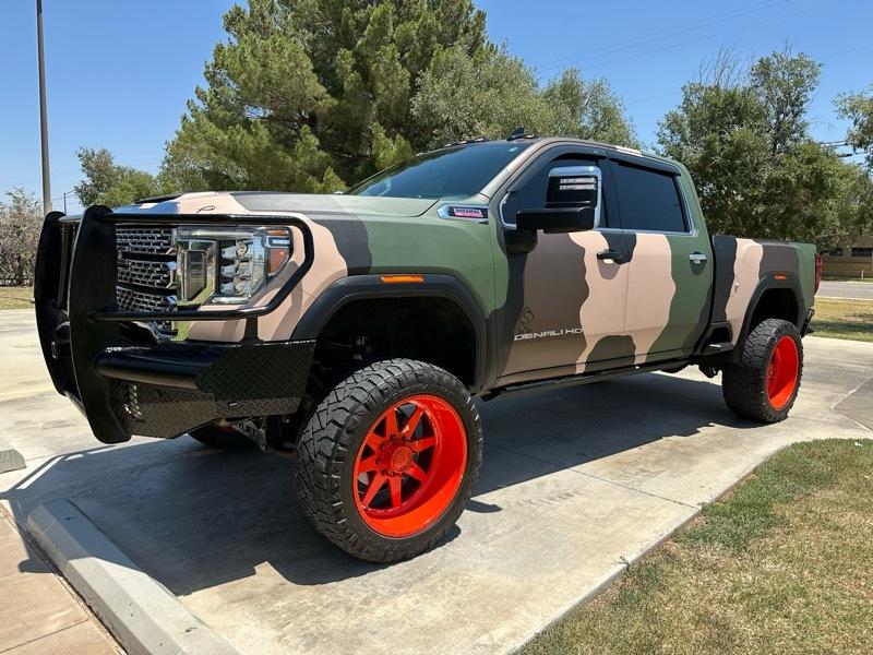 GMC Sierra 2500HD Denali Crew Cab 4WD SB 2022