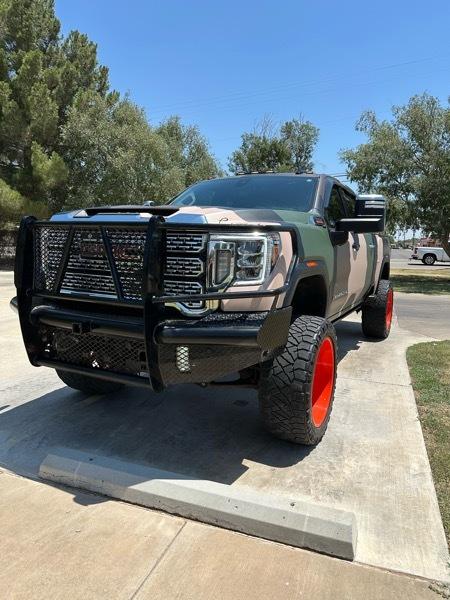 GMC Sierra 2500HD Denali Crew Cab 4WD SB 2022