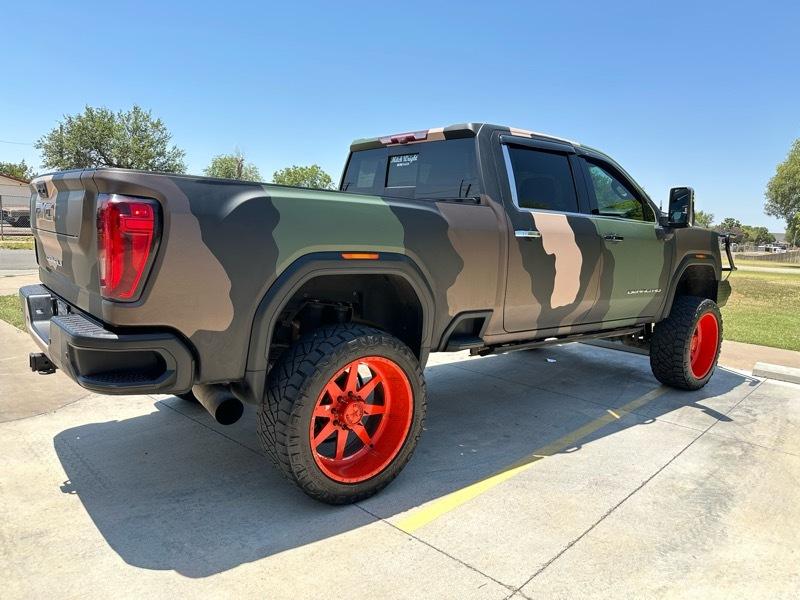 GMC Sierra 2500HD Denali Crew Cab 4WD SB 2022