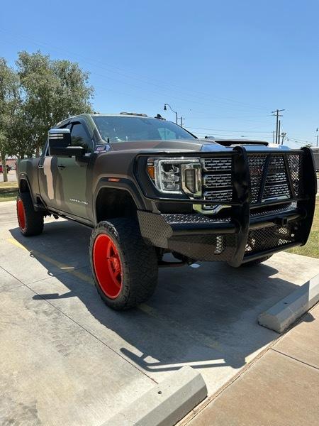 GMC Sierra 2500HD Denali Crew Cab 4WD SB 2022