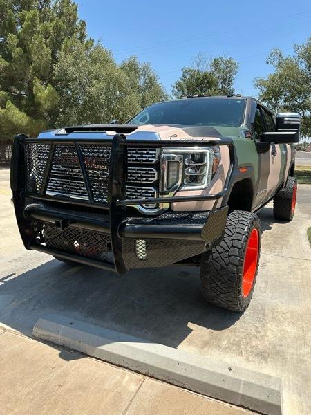 GMC Sierra 2500HD Denali Crew Cab 4WD SB 2022