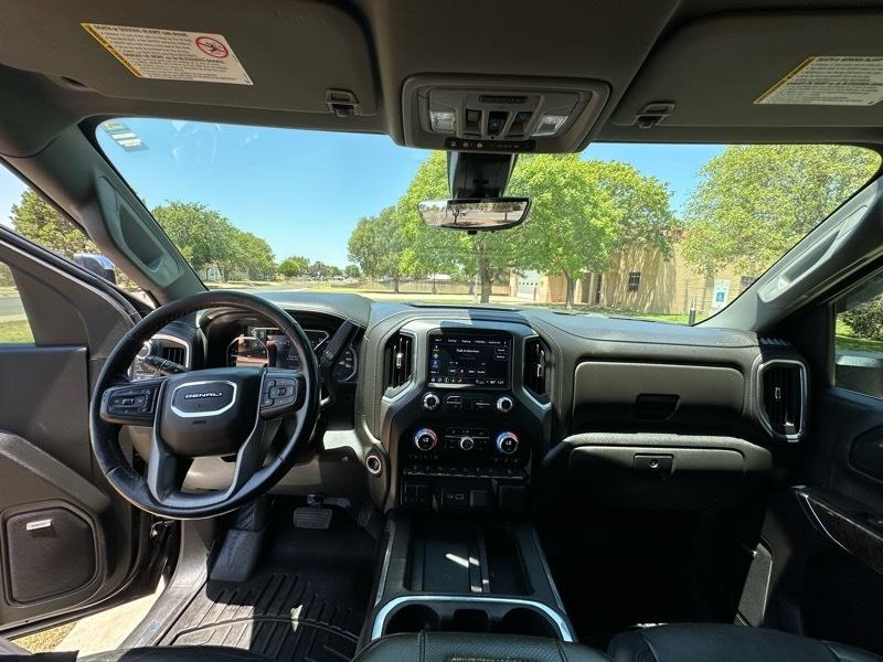 GMC Sierra 2500HD Denali Crew Cab 4WD SB 2022