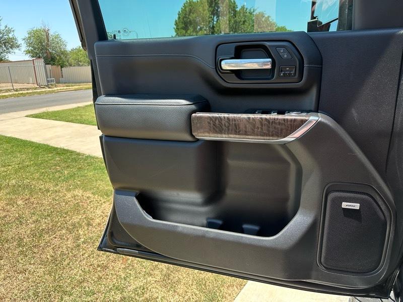 GMC Sierra 2500HD Denali Crew Cab 4WD SB 2022