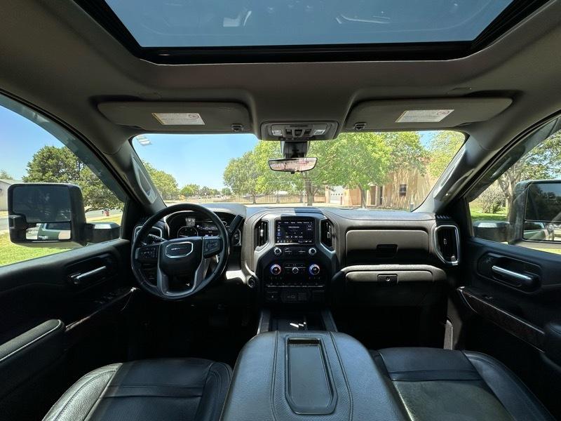 GMC Sierra 2500HD Denali Crew Cab 4WD SB 2022