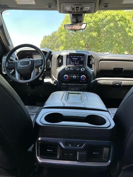 GMC Sierra 2500HD Denali Crew Cab 4WD SB 2022