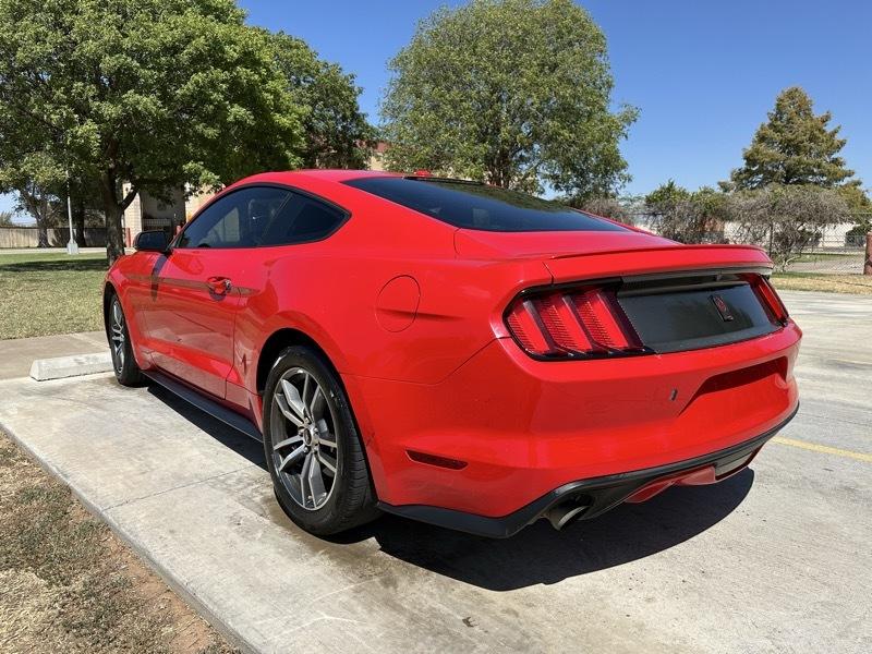 Ford Mustang EcoBoost Coupe 2016