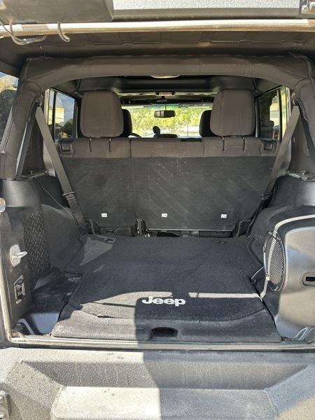 Jeep Wrangler Unlimited Sport 4WD 2013