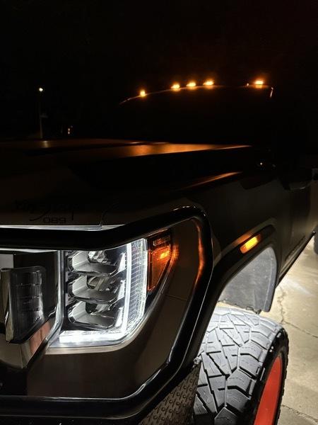 GMC Sierra 2500HD Denali Crew Cab 4WD SB 2022