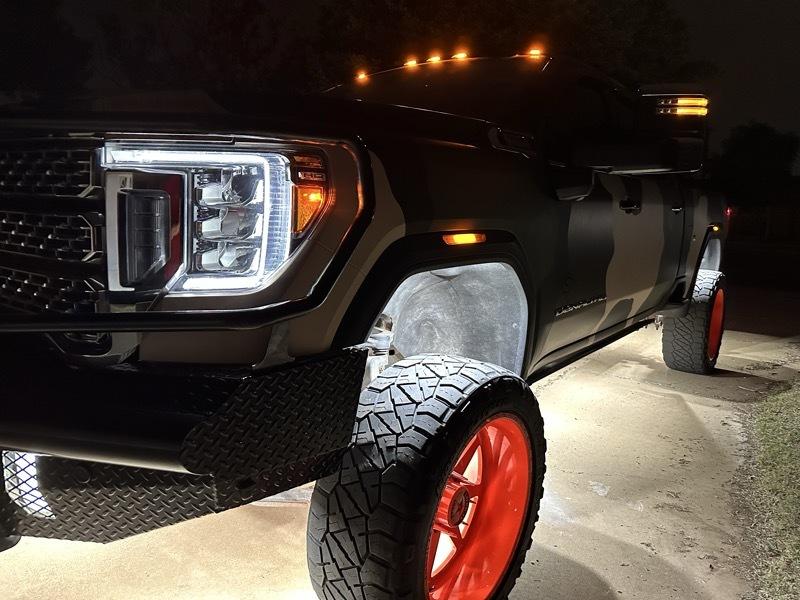 GMC Sierra 2500HD Denali Crew Cab 4WD SB 2022