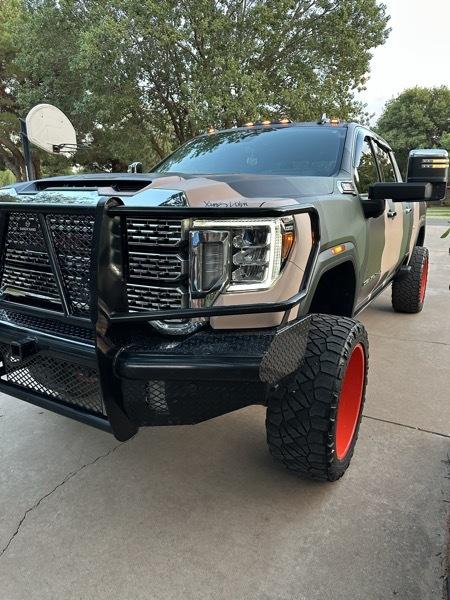 GMC Sierra 2500HD Denali Crew Cab 4WD SB 2022
