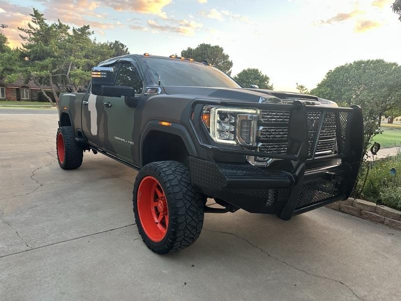 GMC Sierra 2500HD Denali Crew Cab 4WD SB 2022