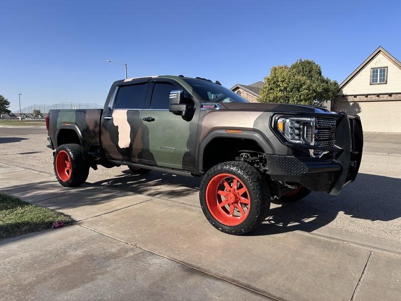 GMC Sierra 2500HD Denali Crew Cab 4WD SB 2022