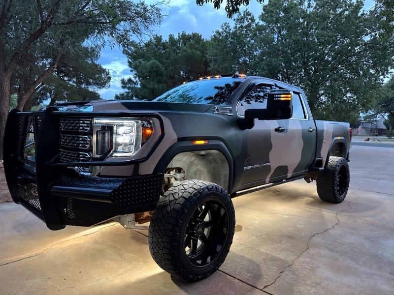 GMC Sierra 2500HD Denali Crew Cab 4WD SB 2022