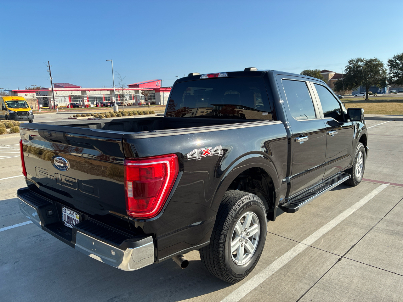 Ford F-150 XL SuperCrew 5.5-ft. Bed 2WD 2022