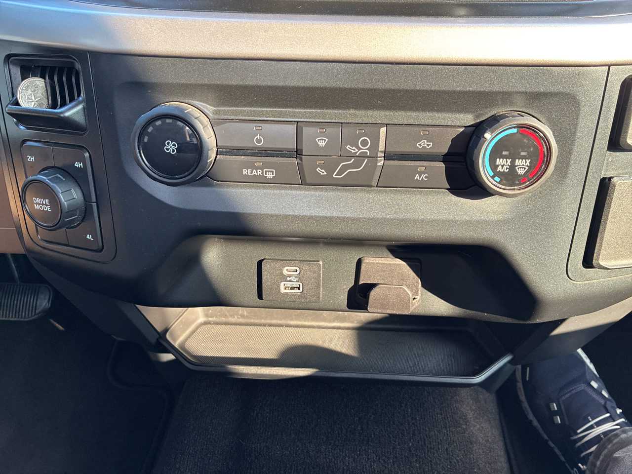 Ford F-150 XL SuperCrew 5.5-ft. Bed 2WD 2022