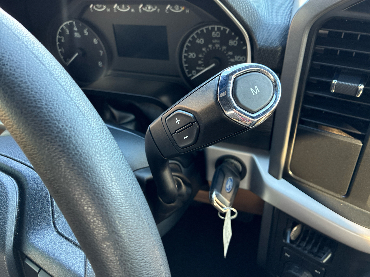 Ford F-150 XL SuperCrew 5.5-ft. Bed 2WD 2022