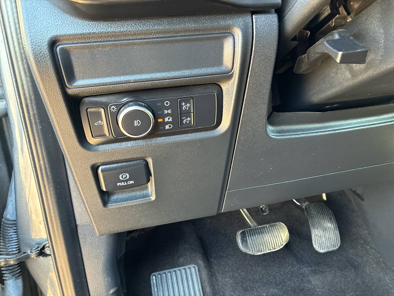 Ford F-150 STX SuperCab 5.5-ft. Bed 4WD 2021